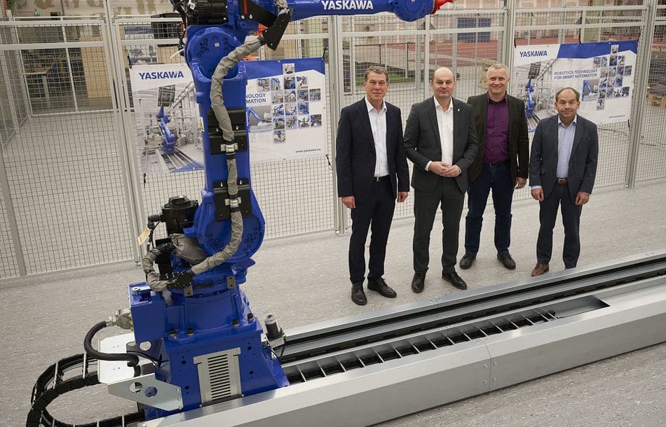 Yaskawa kooperiert mit HS Offenburg