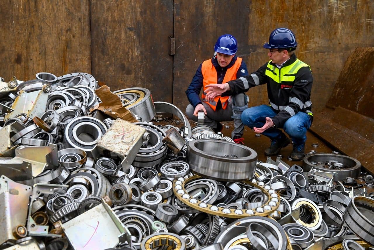 20230315_fake-bearing_scraping_