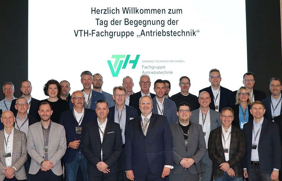 Die VTH-Fachgruppe „Antriebstechnik“ kam am 7. und 8. November 2023 zum Tag der Begegnung bei KTR Systems in Rheine zusammen