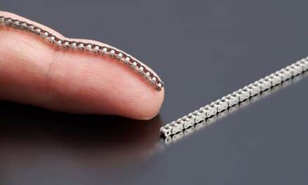 Weltweit kleinste Rollenkette